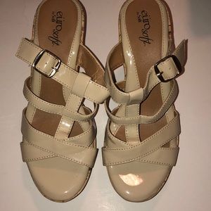 Tan wedges